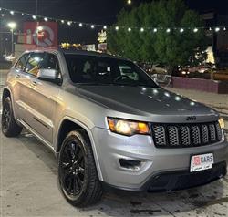 جيب جراند شيروكي